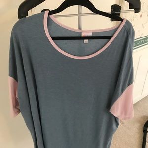 LulaRoe 2X Irma - baseball style coloring